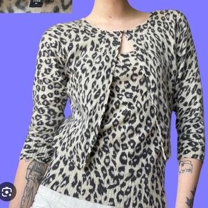 Bebe cashmere Sweater, size small